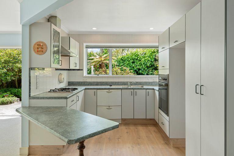 Photo of property in 67 Corson Avenue, Beckenham, Christchurch, 8023
