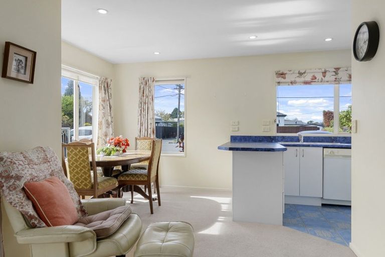 Photo of property in 12 Seymour Street, Hornby, Christchurch, 8042