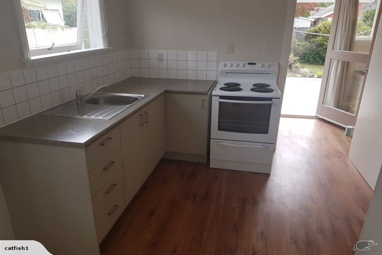 Photo of property in 54 Cleveland Street, Edgeware, Christchurch, 8013