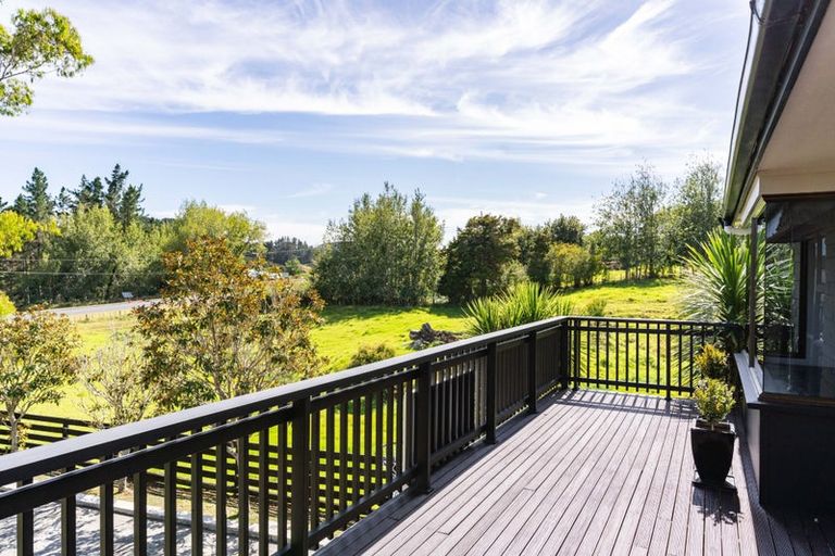 Photo of property in 5 Skelton Crescent, Paparoa, 0571
