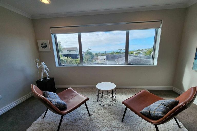 Photo of property in 89b William Bayes Place, Red Beach, 0932