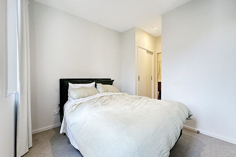 Photo of property in 21 Comer Street, Halswell, Christchurch, 8025