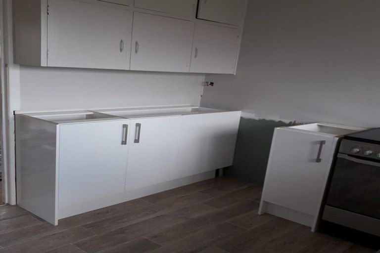 Photo of property in 2/34 Pupuke Road, Takapuna, Auckland, 0622