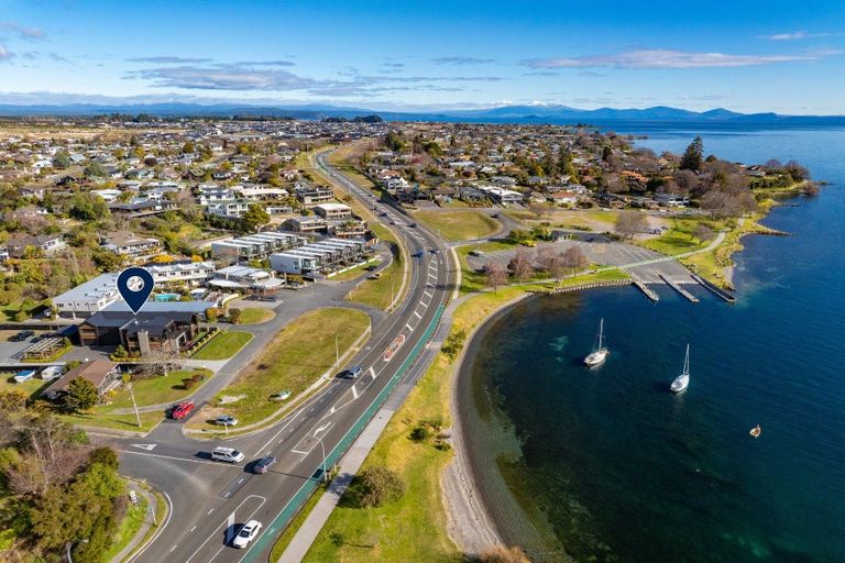 Photo of property in 336 Lake Terrace, Two Mile Bay, Taupo, 3330