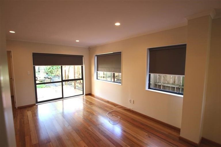 Photo of property in 86d Naylors Drive, Mangere, Auckland, 2022
