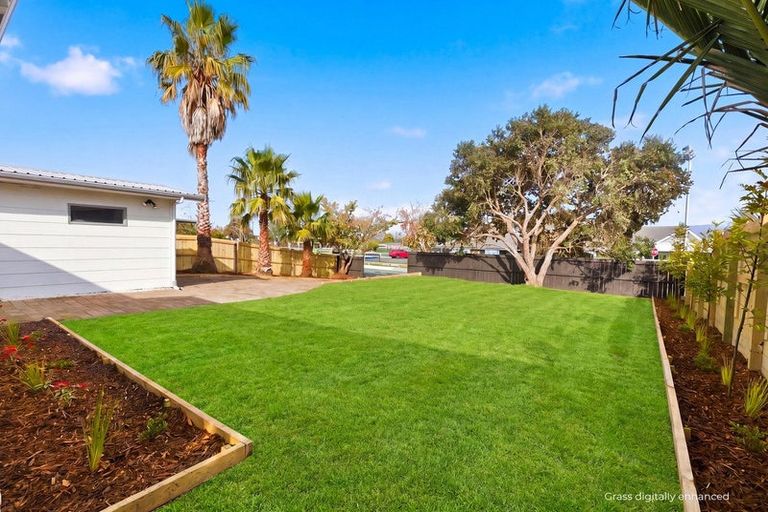 Photo of property in 113 Links Avenue, Mount Maunganui, 3116