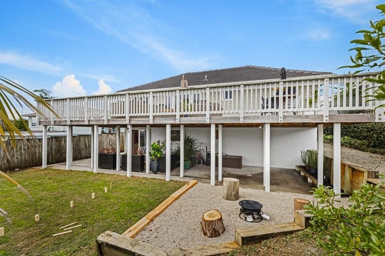 Photo of property in 5 Tainui Street, Torbay, Auckland, 0630