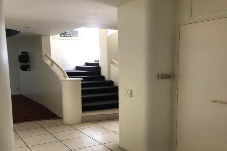 Photo of property in 4/154 Oriental Parade, Oriental Bay, Wellington, 6011