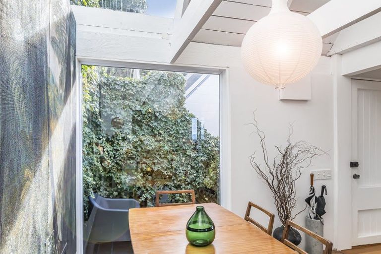 Photo of property in 44 Orangi Kaupapa Road, Northland, Wellington, 6012