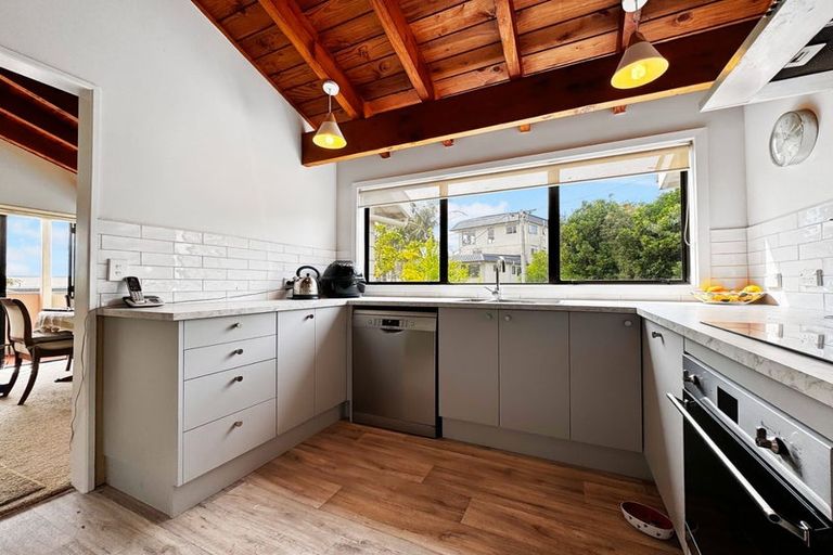 Photo of property in 20a/1 Hauraki Road, Hauraki, Auckland, 0622
