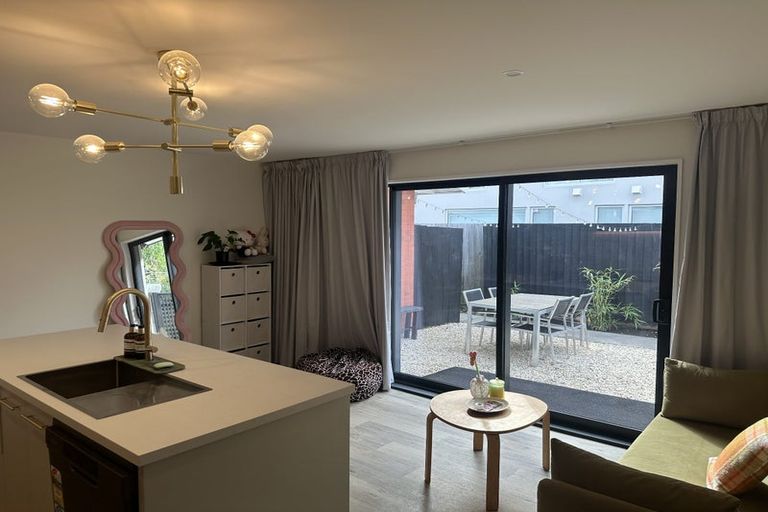 Photo of property in 4/279 Worcester Street, Christchurch Central, Christchurch, 8011