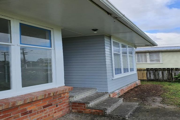 Photo of property in 33 Johnstones Road, Otara, Auckland, 2023
