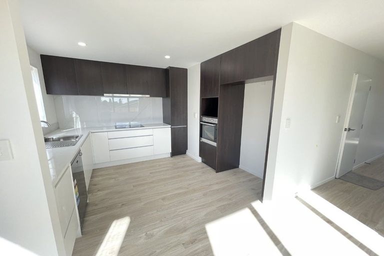 Photo of property in 13c Edinburgh Avenue, Rosehill, Papakura, 2113