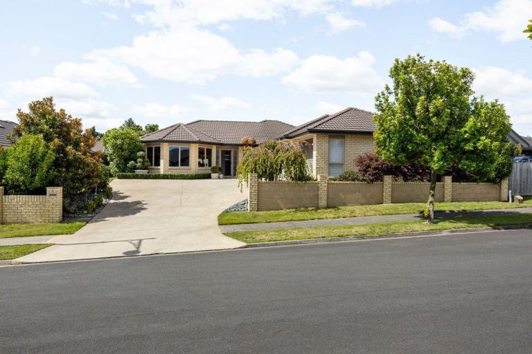 Photo of property in 13 Eastridge Terrace, Huntington, Hamilton, 3210