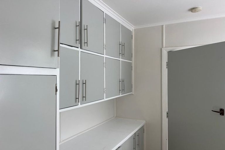 Photo of property in 12 Hinemoa Street, Levin, 5510