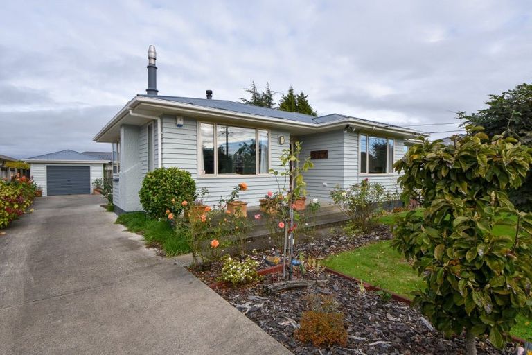 Photo of property in 240 High Street North, Carterton, 5713