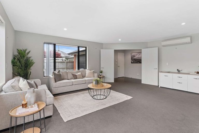 Photo of property in 16a Surrey Street, Linwood, Christchurch, 8062