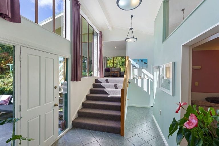 Photo of property in 15 Alexander Street, Waikanae, 5036