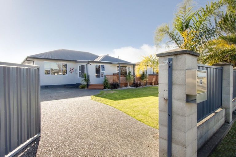 Photo of property in 12 Hinton Road, Taradale, Napier, 4112
