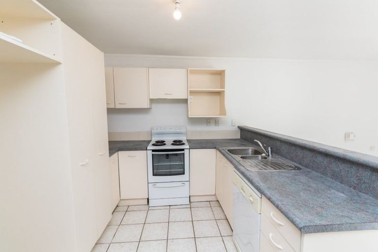 Photo of property in 30 Wingfield Place, Churton Park, Wellington, 6037