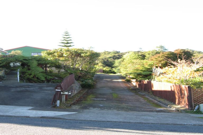 Photo of property in 64 Lord Street, Stokes Valley, Lower Hutt, 5019
