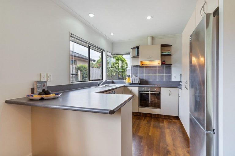 Photo of property in 8 Kestrel Avenue, Welcome Bay, Tauranga, 3112