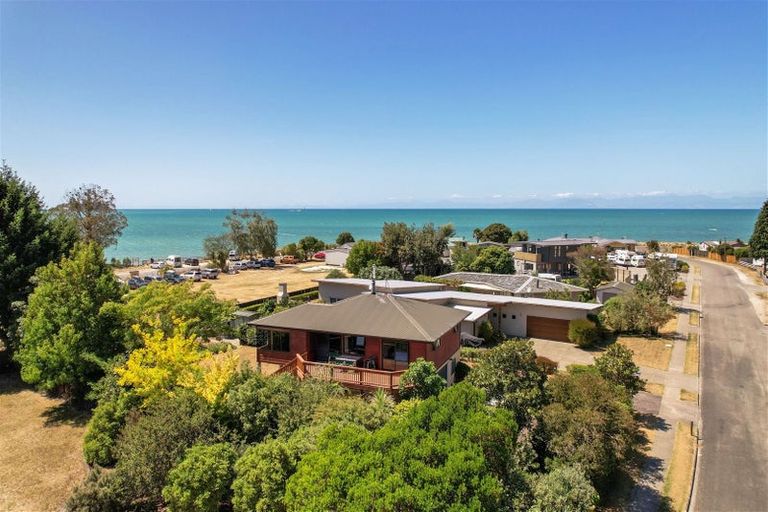 Photo of property in 16 Franklin Street, Marahau, Motueka, 7197