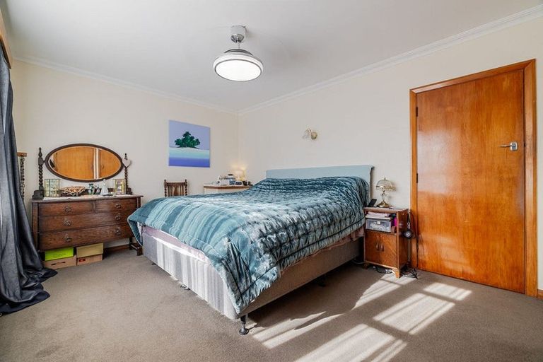 Photo of property in 27 Sheffield Street, Awapuni, Palmerston North, 4412