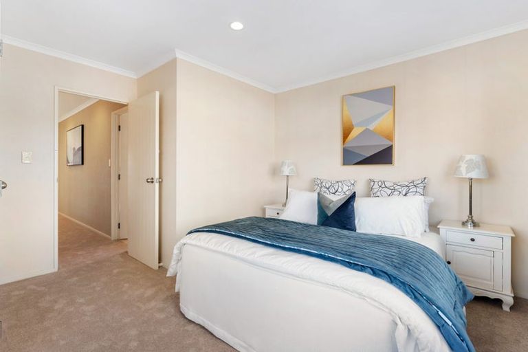 Photo of property in 81a Meadowland Drive, Somerville, Auckland, 2014