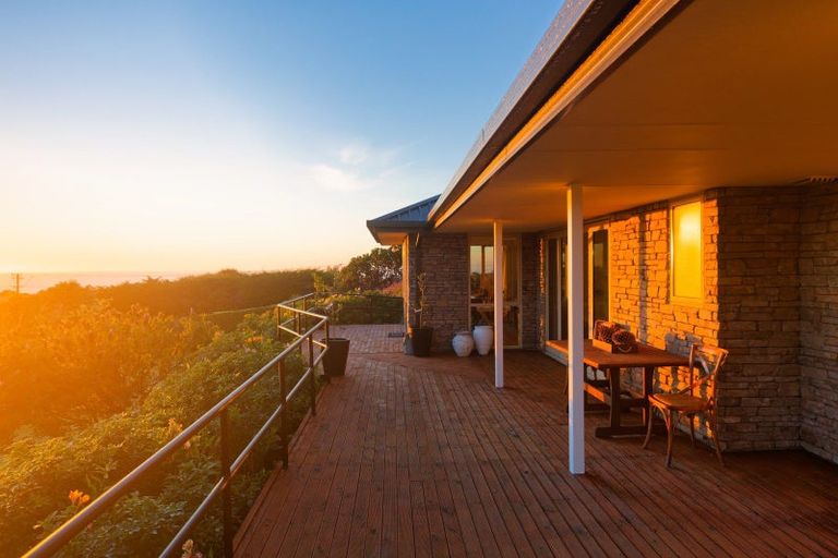 Photo of property in 68 Churchill Street, Kaikoura, 7300