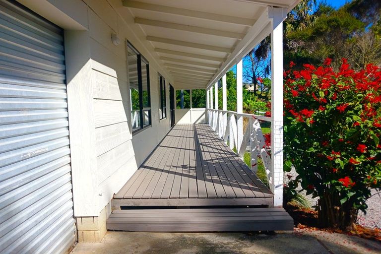 Photo of property in 29 Paradise Road, Coopers Beach, 0420
