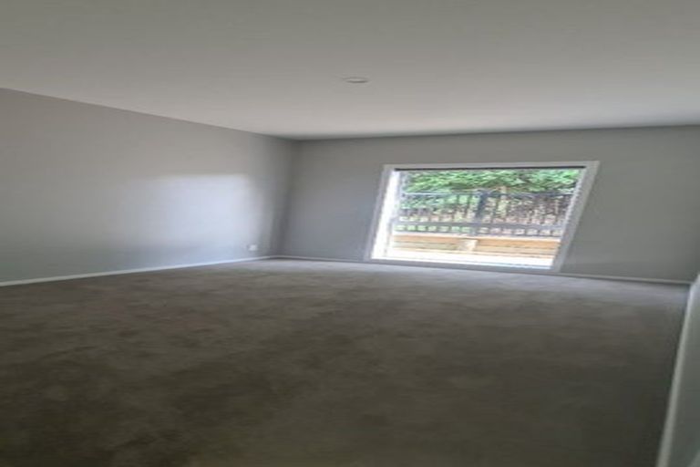 Photo of property in 15 Tai Lane, Whitby, Porirua, 5024