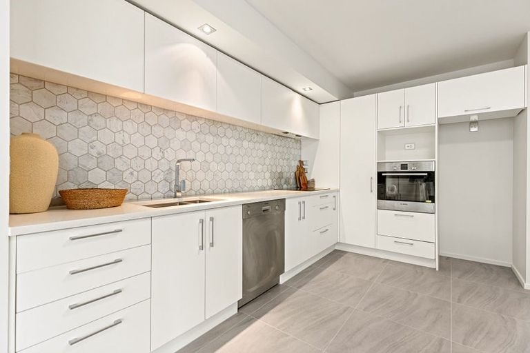 Photo of property in 562a Madras Street, St Albans, Christchurch, 8014