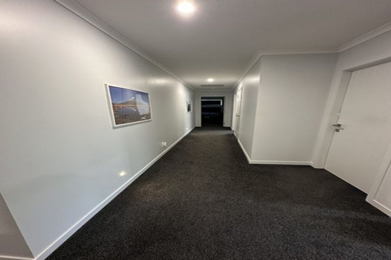 Photo of property in 190 Pacific Drive, Fitzherbert, Palmerston North, 4410