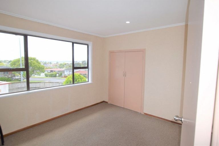 Photo of property in 125 Mcleod Road, Te Atatu South, Auckland, 0610