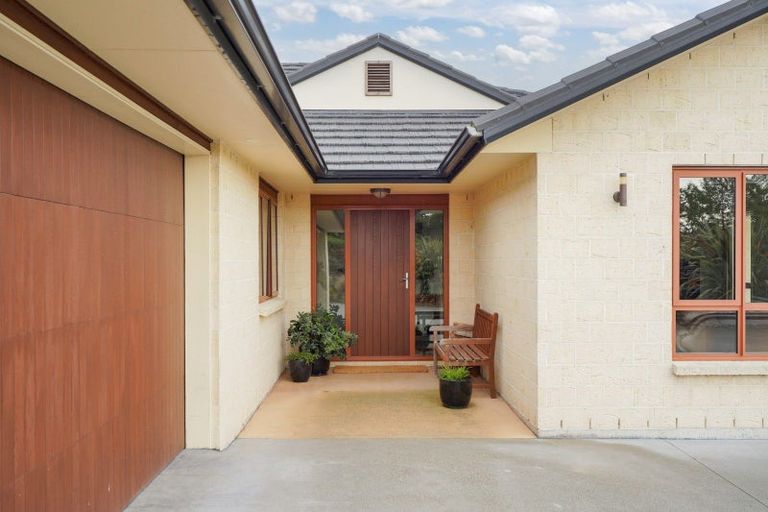 Photo of property in 14 Oreti Road, Otatara, Invercargill, 9879