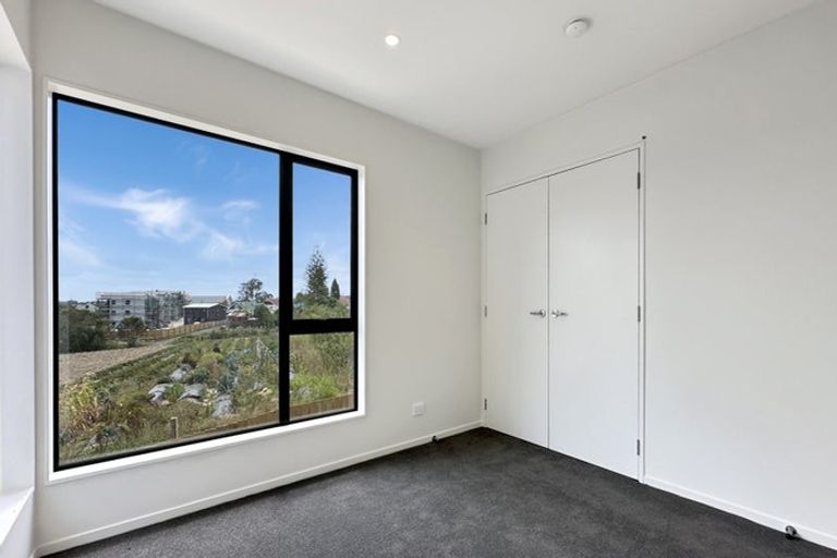 Photo of property in 52 Ara Mara Hua, Henderson, Auckland, 0612