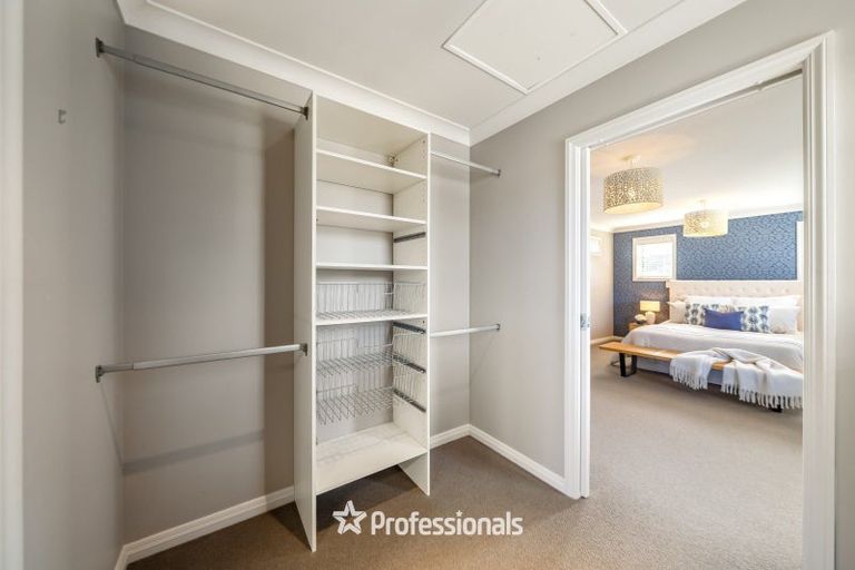 Photo of property in 14 Ronald Scott Grove, Riverstone Terraces, Upper Hutt, 5018