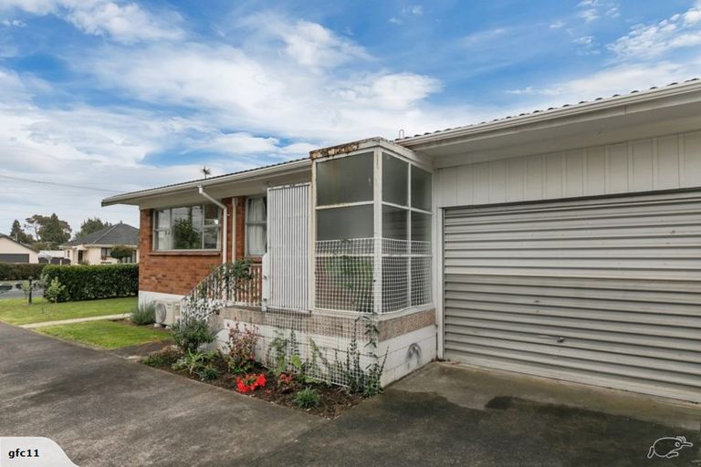 Photo of property in 1/5 Prictor Street, Papakura, 2110