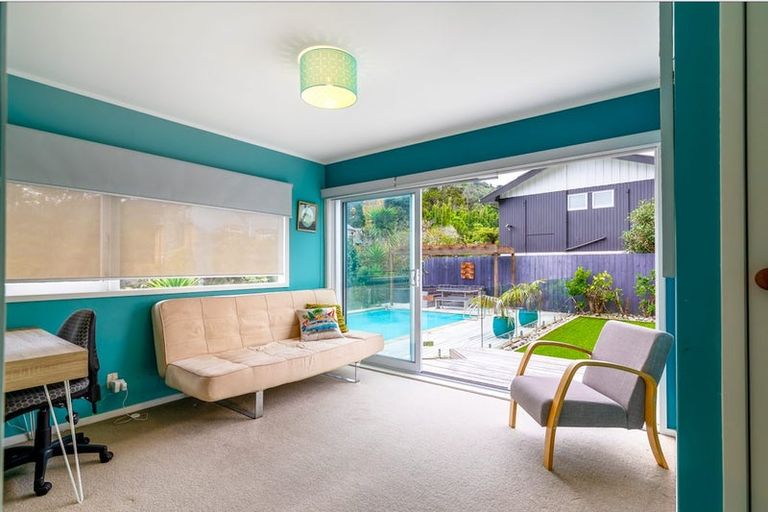 Photo of property in 47 Huia Road, Titirangi, Auckland, 0604