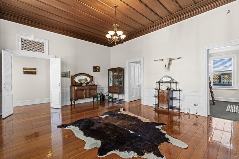 Photo of property in 19 Sheehan Street, Bay View, Napier, 4104