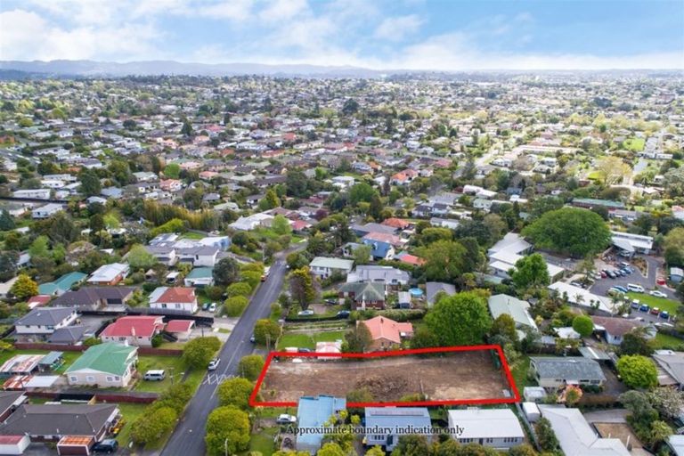 Photo of property in 84 Gardner Avenue, New Lynn, Auckland, 0600