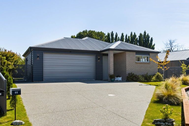 Photo of property in 11 Guano Crescent, Cromwell, 9310