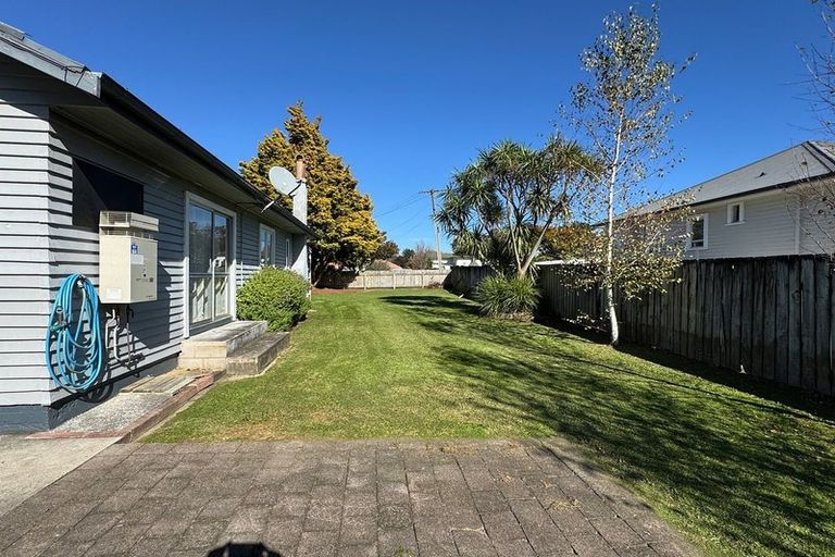 Photo of property in 16 Hinau Street, Maeroa, Hamilton, 3200
