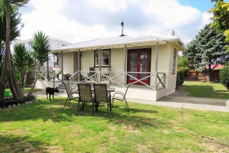 Photo of property in 79 Tiro Tiro Road, Levin, 5510