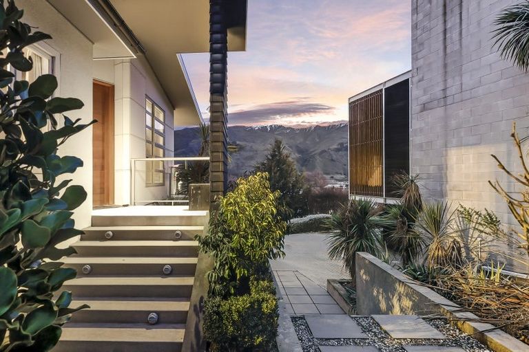 Photo of property in 169 Plantation Road, Wanaka, 9305