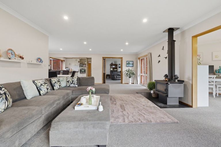Photo of property in 9 Huntly Road, Outram, 9019
