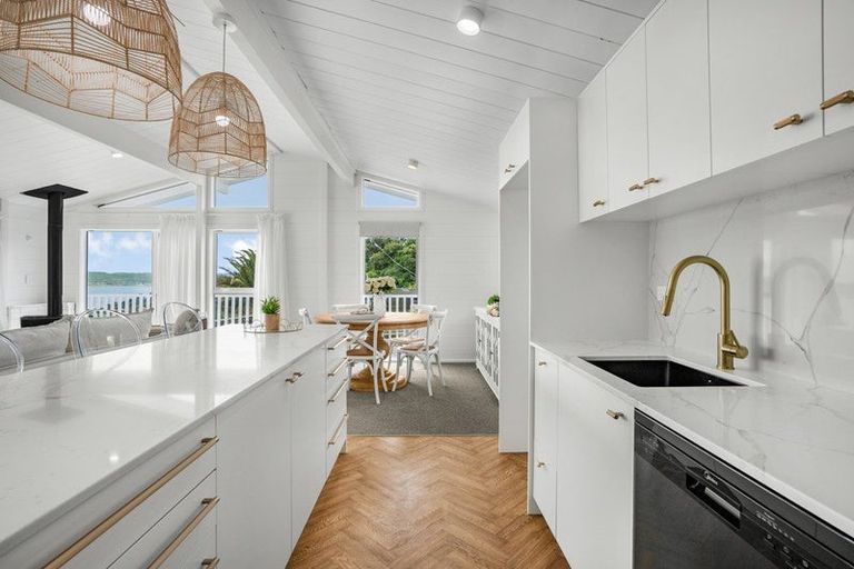 Photo of property in 57 Mulberry Street, Maungaraki, Lower Hutt, 5010