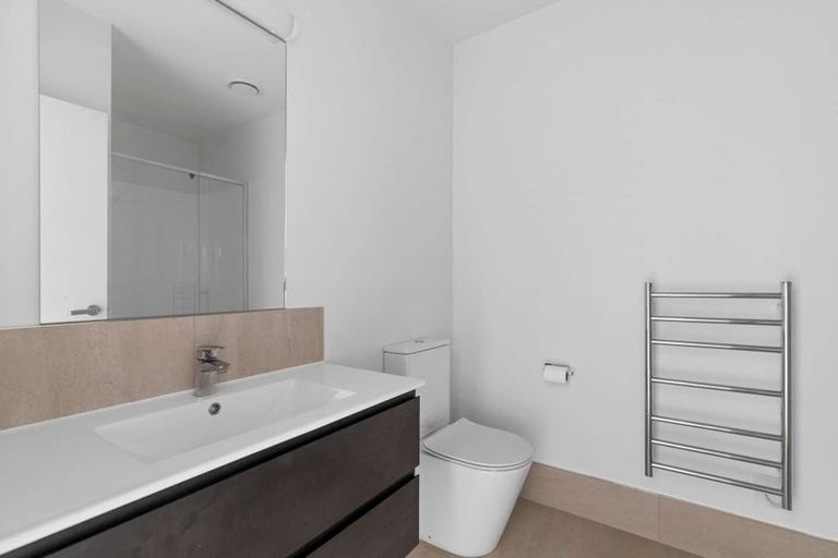 Photo of property in 23/11 Carlos Drive, Flat Bush, Auckland, 2016