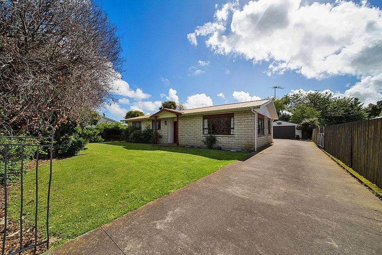 Photo of property in 10 Fitzroy Street, Normanby, Hawera, 4614